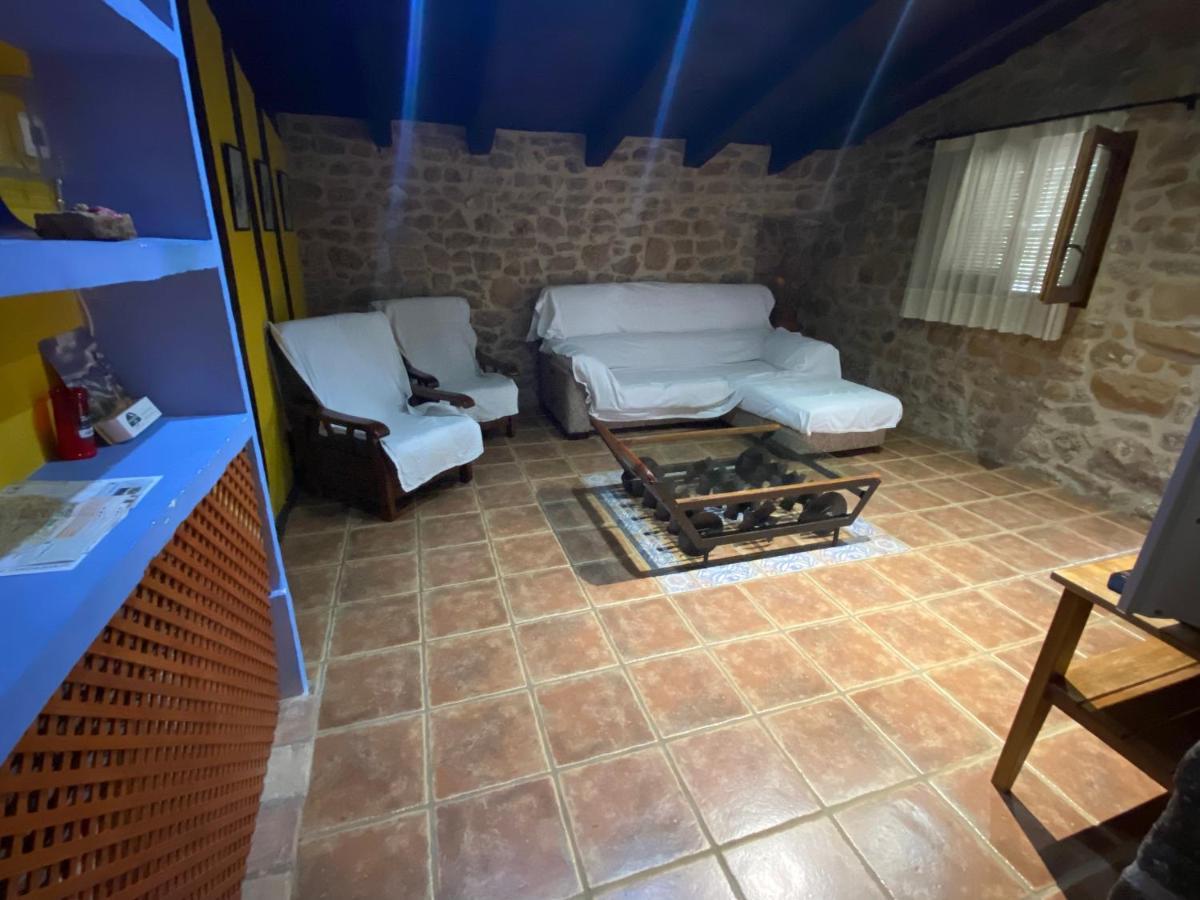 Mas De Nofre Guest House Penarroya De Tastavins Bagian luar foto